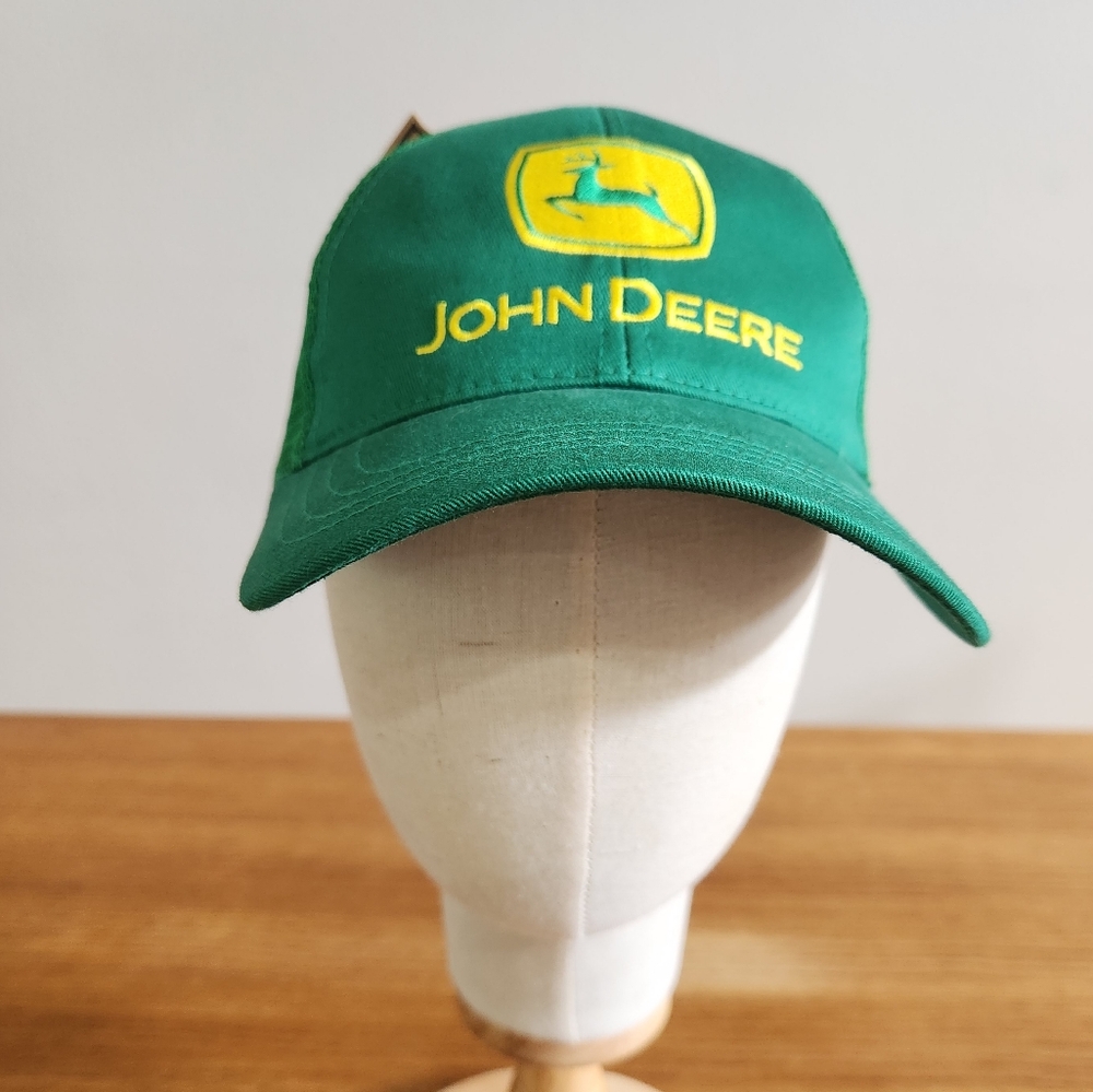 NWT John Deere Embroidered Logo Mesh Panel Snapback Hat Green Yellow